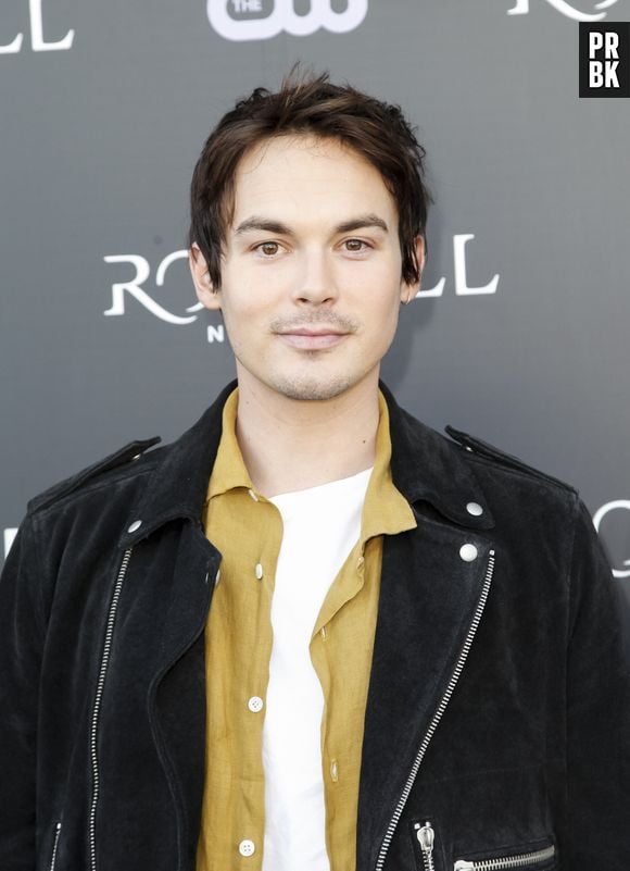 Tyler Blackburn, de "Pretty Little Liars", se assumiu bissexual aos 20 anos