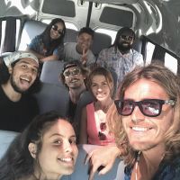 Grupo da Gaiola faz viagem para Arraial do Cabo e estamos empolgados com essa animação na van