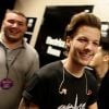 Louis Tomlinson fez "Two of Us" em homenagem à sua mãe, Johannah, que faleceu de Leucemia em 2016