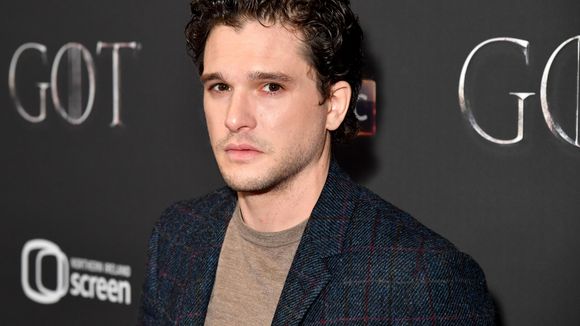 O Kit Harington não está na reabilitação, como foi divulgado por aí