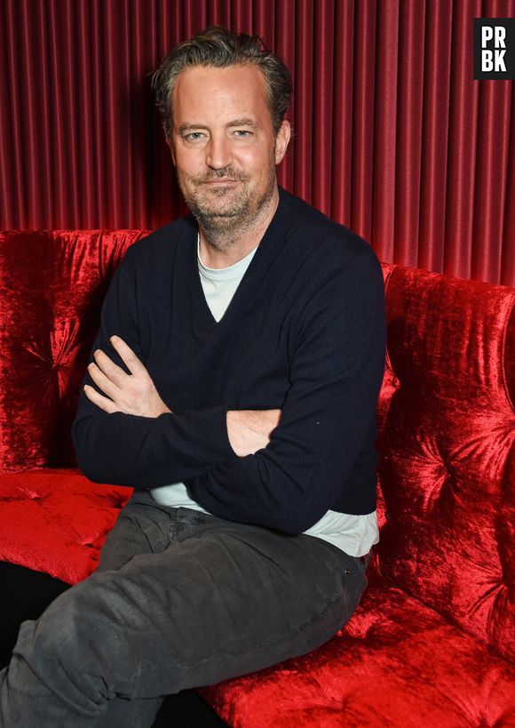 Matthew Perry estava ensaiando para uma peça ao lado da casa de Sophie Turner