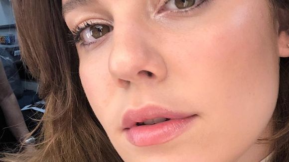 De distúrbios alimentares a ensaio nu: a relação de Alice Wegmann com o seu corpo