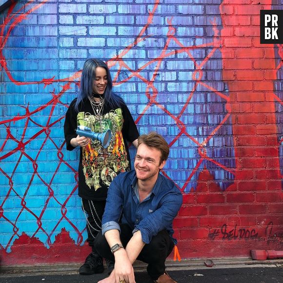 Billie Eilish é comparada com a namorada do seu irmão