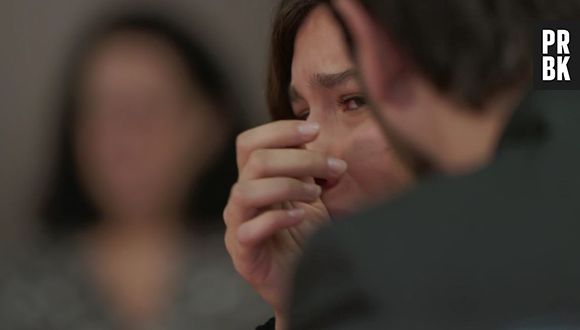 Em "Malhação": Rita (Alanis Guillen) não sabe mais o que fazer para recuperar a guarda da filha