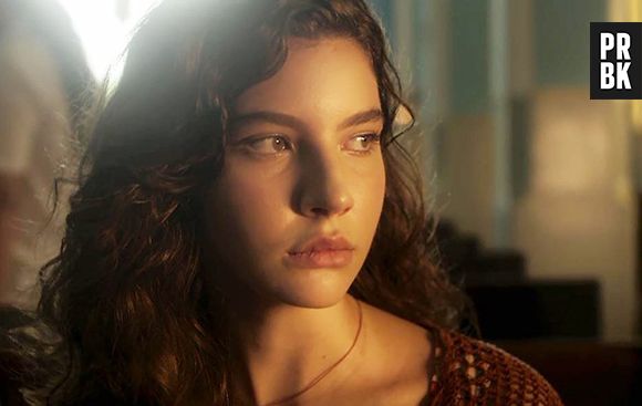 Em "Malhação", Rita (Alannis Guillen) irá encontrar pai de Nina em breve