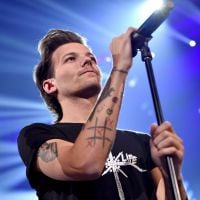 Louis Tomlinson se irrita com repórter que duvidou da sua sexualidade!