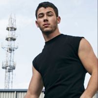 Nick Jonas posa para revista gay e fala sobre sexo: "Muito importante"