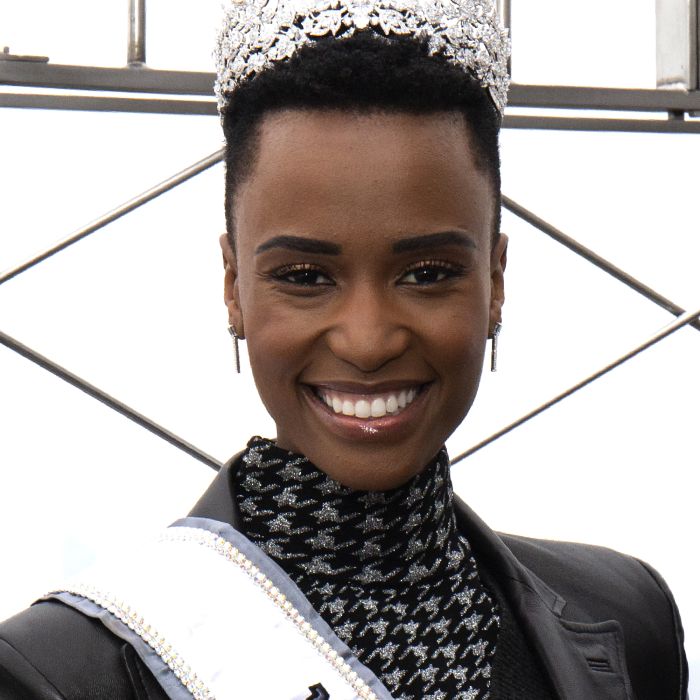 Zozibini Tunzi foi eleita a Miss Universo 2019