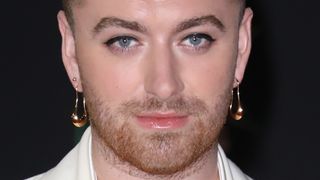 Sam Smith diz que a indústria da musica ainda é sexista e homofóbica