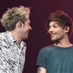 Niall Horan elogia álbum de Louis Tomlinson e fãs do One Direction se emocionam com momento fofo
