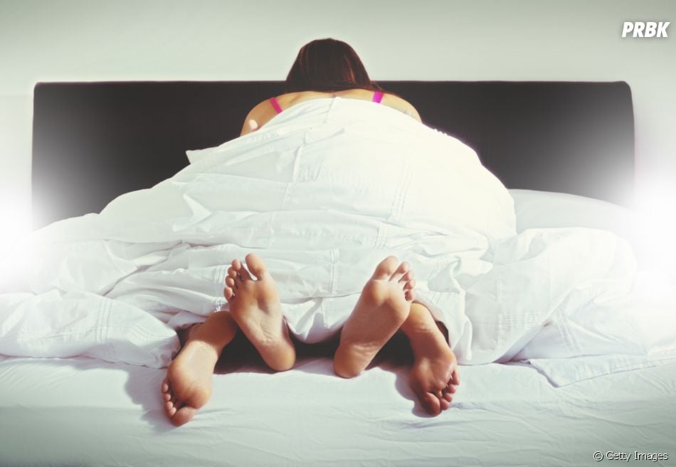 É indicado que homens e mulheres se masturbem para que conheçam seu corpo melhor e saibam o que fazer na hora do sexo