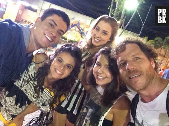 Tainá (Nicole Gomes) é a nova namorada de Duca (Arthur Aguiar) em "Malhação"