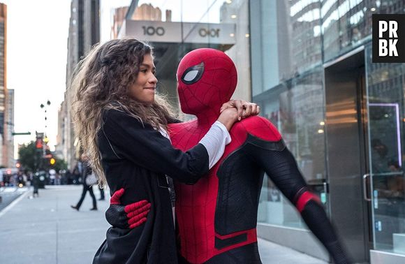 Zendaya retorna como Michelle em "Homem-Aranha 3"