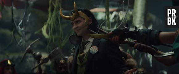 Loki aparece com broche escrito "Vote Loki" em novo trailer