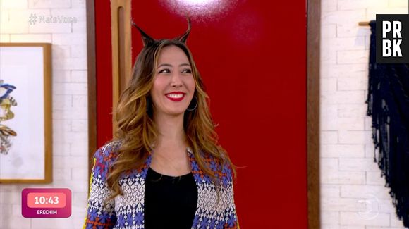 Ju Massaoka, do quadro Feed da Ana, explicou que o "penteado" inusitado foi adotado como uma referência de suposta tendência