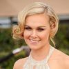 Laura Bell Bundy viverá Rachel Ragland, mãe de Roy (Tyler Wladis) na série live-action de "Os Padrinhos Mágicos"