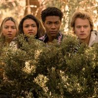 Netflix lança trailer da 2ª temporada de "Outer Banks" e JJ ferido preocupa fãs