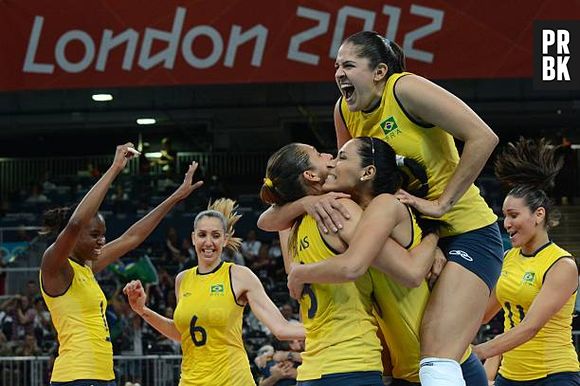 Em uma final marcante, o time feminino de vôlei do Brasil conseguiu o bicampeonato nas Olimpíadas de 2012
