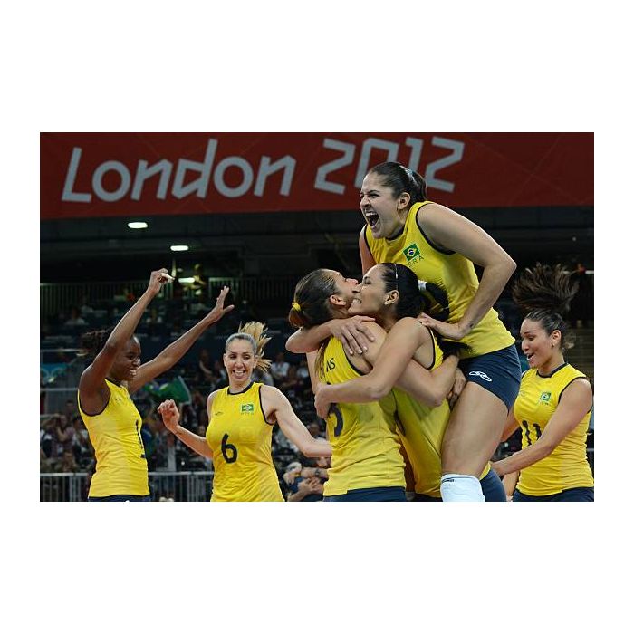 Em uma final marcante, o time feminino de vôlei do Brasil conseguiu o bicampeonato nas Olimpíadas de 2012