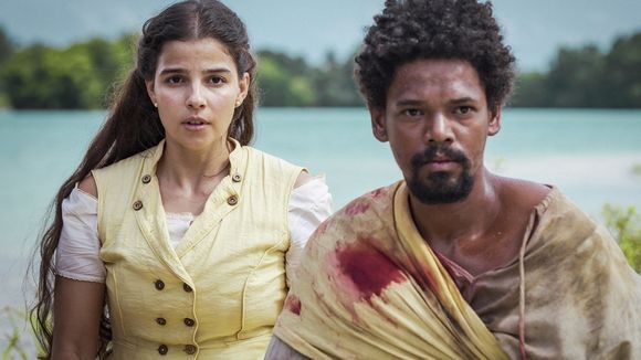 Triângulo amoroso, feminismo e mais: por que não perder "Nos Tempos do Imperador"