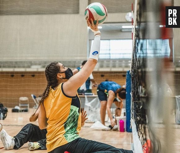 Paralimpíadas: Luiza Guisso representa o Brasil no vôlei sentado