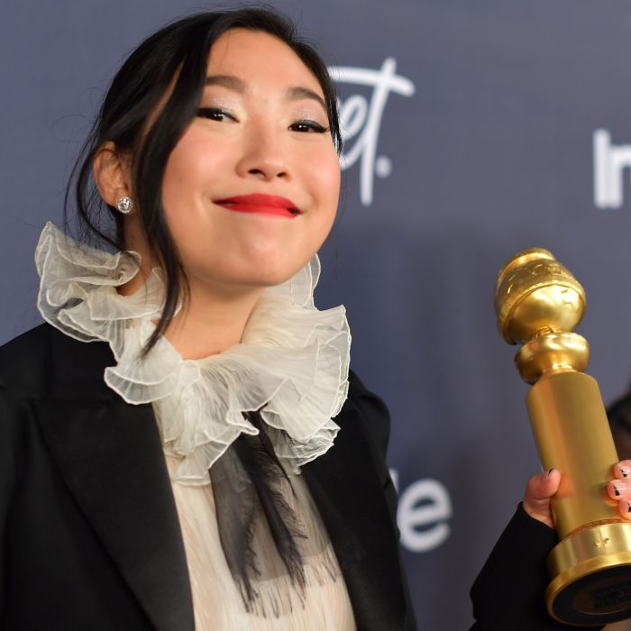 Awkwafina, primeira mulher de ascendência asiática a vencer o Globo de Ouro de Melhor Atriz em Filme Musical ou Comédia, está em &quot;Shang-Chi e a Lenda dos Dez Anéis&quot;