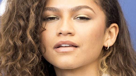 Zendaya arrasa no tapete vermelho e estes 20 looks são a prova