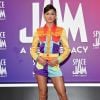 Zendaya foi à premiere de "Space Jam: A New Legacy", em julho de 2021, com terninho colorido
 