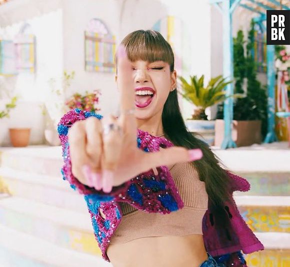 "LALISA", debut de Lisa do BLACKPINK, traz ritmos típicos da Tailândia