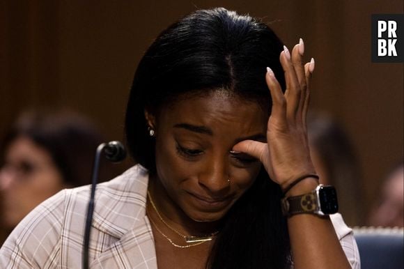 Simone Biles se emocionou em depoimento: "culpo Larry Nassar e também todo o sistema que permitiu e perpetuou seu abuso"