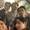 Chloe Bailey postou foto com BTS: "Dá para ver o quão feliz eu estou?", escreveu a cantora