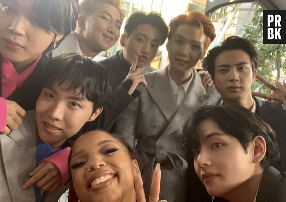 Chloe Bailey postou foto com BTS: "Dá para ver o quão feliz eu estou?", escreveu a cantora