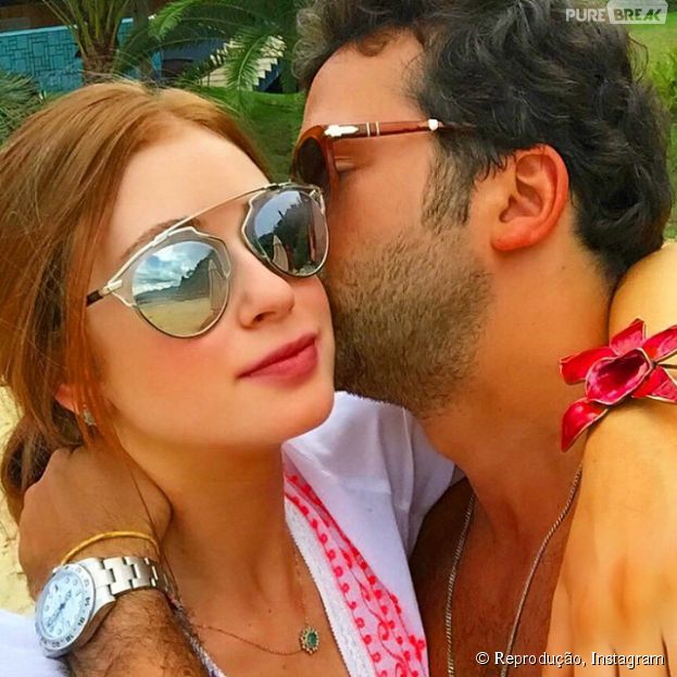 Marina Ruy Barbosa e Caio Nabuco beijam muito durante ...