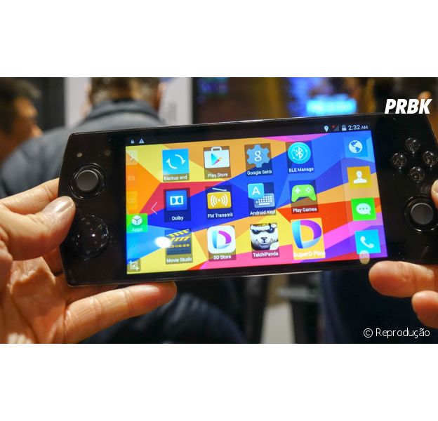 Smartphone feito para gamers roda Android, sistema operacional da Google, e tem visão 3D estilo o Nintendo 3DS