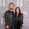 BRIT Awards 2022: Johnny McDaid, do Snow Patrol, e Courteney Cox, de "Friends", foram todos de preto