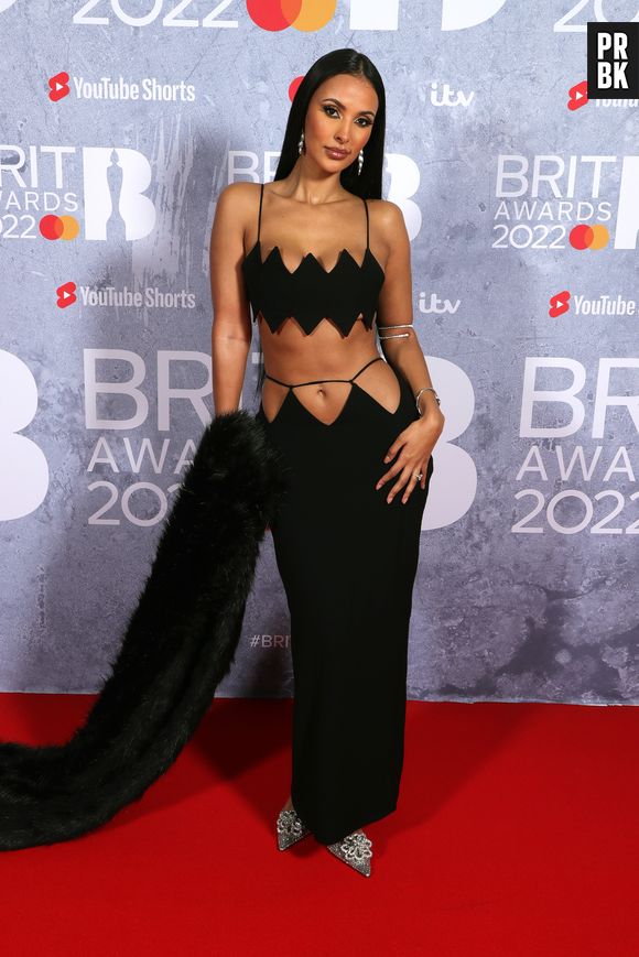 BRIT Awards 2022: Maya Jama foi com bastante pele à mostra