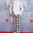 BRIT Awards 2022: Meekz estava com look bem diferente
