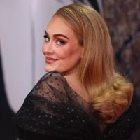 Looks dos famosos no BRIT Awards 2022: veja todos na galeria