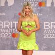 BRIT Awards 2022: cores neon foram opção das celebridades