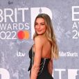 BRIT Awards 2022: cauda longa é outro sinônimo de elegância