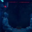 Em "Moonshot", Sophie (Lana Condor) se inscreve em um programa espacial para reencontrar o seu namorado, e Walt (Cole Sprouse) embarca ilegalmente na nave para viajar até Marte