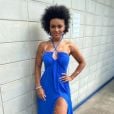 "BBB22": Natália foi com vestido azul sensual no "Dia 101"