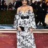 Met Gala 2022: Rachel Smith foi com look preto e branco