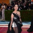 Met Gala 2022: Katy Perry usou vestido com recortes e transparência