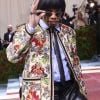 Met Gala 2022: Anderson .Paak apostou em paletó bordado e colorido