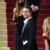 Met Gala 2022: Ansel Elgort foi com terno padrão