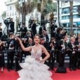 No Festival de Cannes, Mariani Piaget usou look de 22 mil reais, segundo assessoria