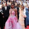 Cannes: Aja Naomi King foi com vestido rosa, estilo princesa