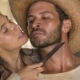 Juma (Alanis Guillen) atira em Levi (Leandro Lima) em "Pantanal", mas amante de Maria Bruaca (Isabel Teixeira) sobrevive