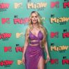 MTV Miaw 2022: Yasmin Brunet se jogou nos brilhos